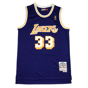 84 85 Kareem Abdul Jabbar Retro Basketball